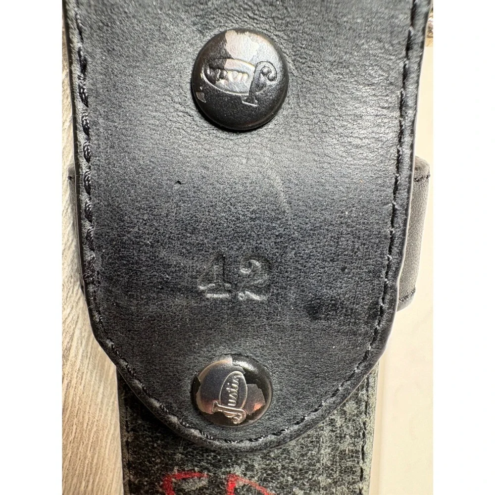 Justin Men's Black‎ Brown Leather Western Belt- Silver Concho- SIze 34